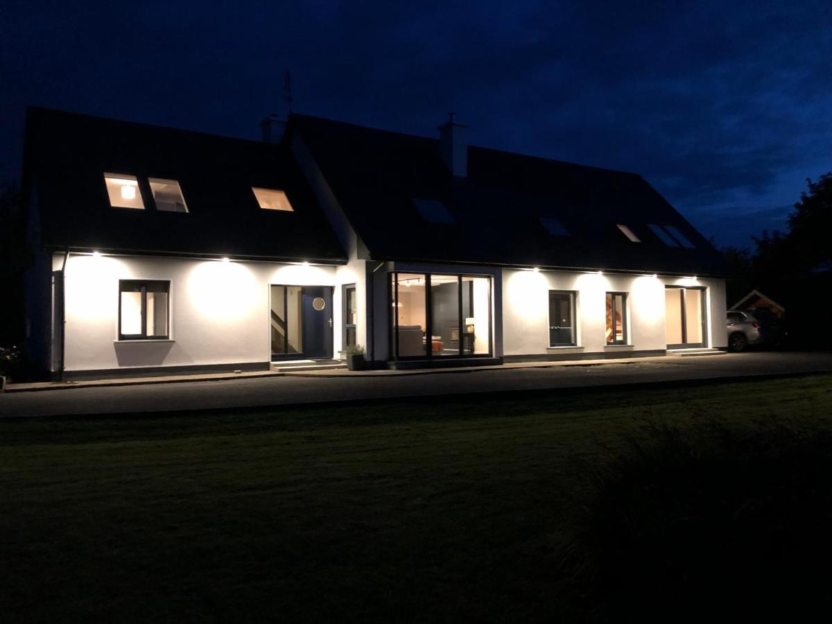 Westport Coastal Lodge Exteriör bild